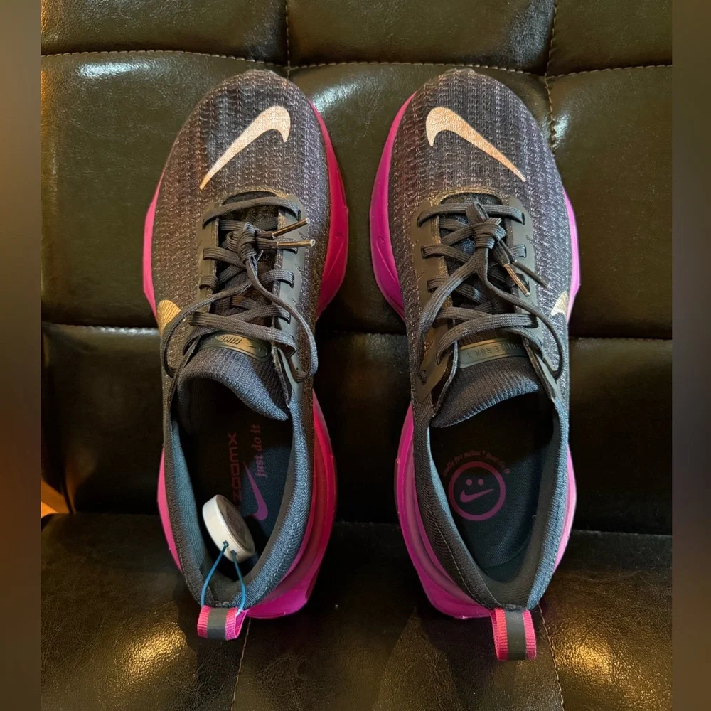 NIKE WMNS ZOOMX INVINCIBLE RUN FK 3 - Picture 8 of 16